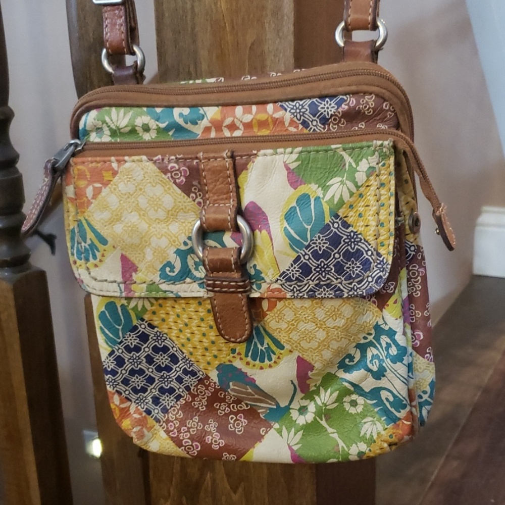 Fossil purse